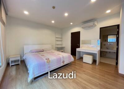 2 Bed 2 Bath 76 SQ.M The Address Sukhumvit 42