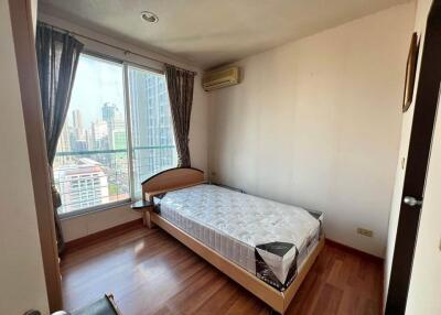 Condo for Rent at Sathon House
