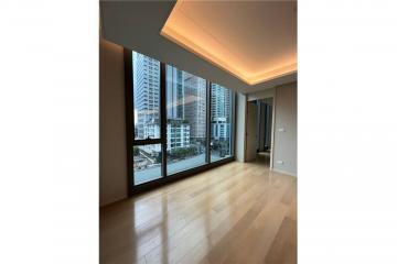 Spacious 2BR Suite in Baan Sindhorn - Prestigious Langsuan Low Rise