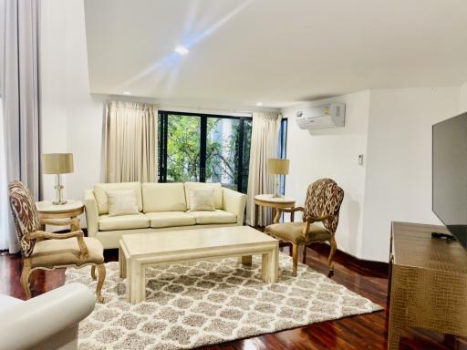 Bright and spacious living room with modern furniture