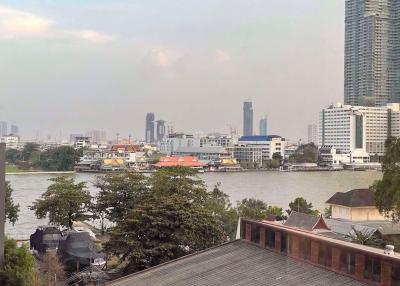 2 bed Condo in Chapter Charoennakhorn-Riverside Banglamphulang Sub District C018896