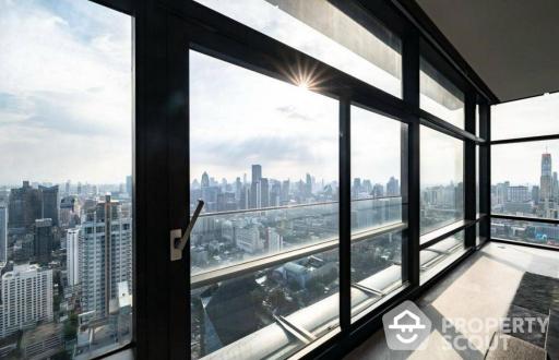 1-BR Condo at Circle Living Prototype New Petchburi near MRT Phetchaburi