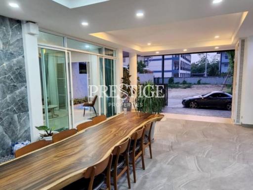 Private House- 6 bed 8 bath in East Pattaya PP10245