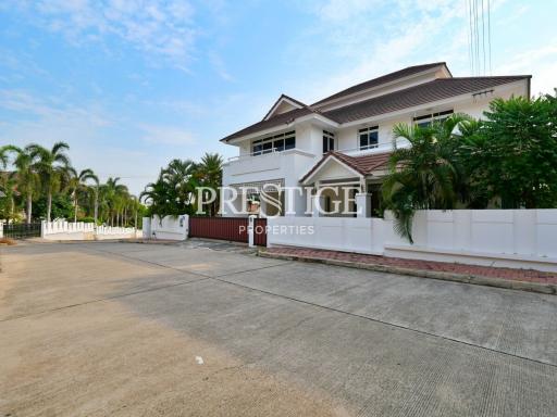 Central Park Hillside – 4 bed 3 bath in East Pattaya PP10242