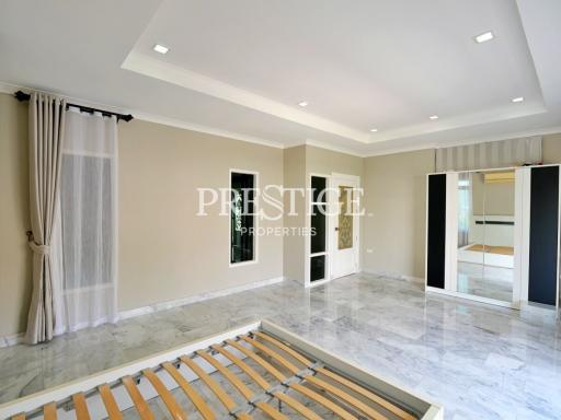 Central Park Hillside – 4 bed 3 bath in East Pattaya PP10242