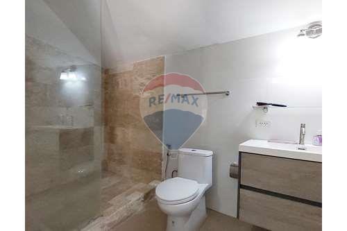 Beautiful 4 Bedroom House with Pool in Mabprachan - 920471009-97