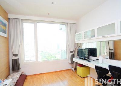For RENT : The Empire Place / 2 Bedroom / 2 Bathrooms / 99 sqm / 45000 THB [8834358]