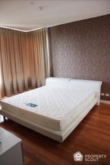 2-BR Condo at Watermark Chaophraya near BTS Krung Thon Buri