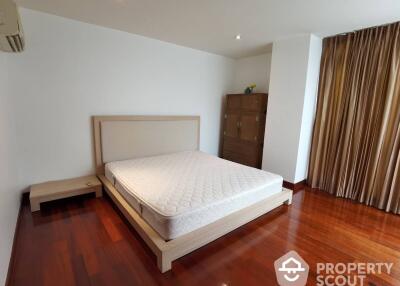 2-BR Condo at Urbana Sukhumvit 15 near BTS Nana