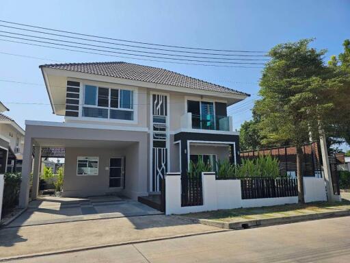 52 ตรม., 3 ห้องนอน, 3 ห้องน้ำ บ้าน ราคา ฿ 6,300,000