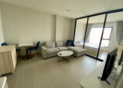 Condo for Rent at Life Sukhumvit 62