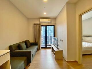 Condo for Rent at Life Ratchadapisek