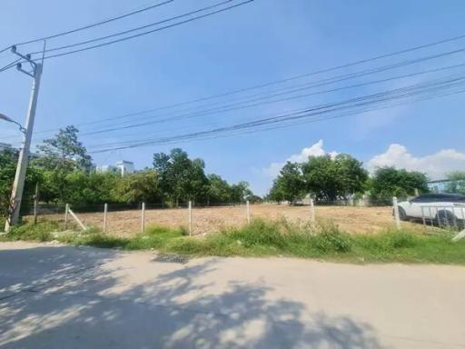 Exclusive Landplot for sale in Thepprasit