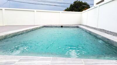 Brand new poolvilla in Mabprachan Area