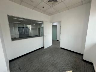 For Rent Bangkok Office Sukhumvit BTS Ekkamai Watthana