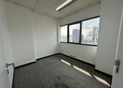 For Rent Bangkok Office Sukhumvit BTS Ekkamai Watthana