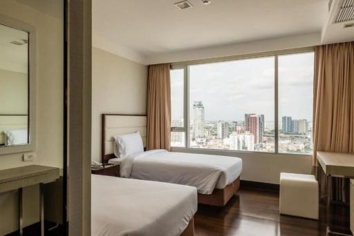 Bangkok Apartment  Rama 4 BTS Ekkamai