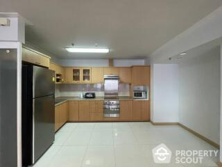 2-BR Condo at Baan Suanpetch Condominium near BTS Phrom Phong