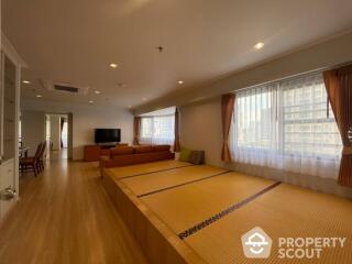 2-BR Condo at Baan Suanpetch Condominium near BTS Phrom Phong