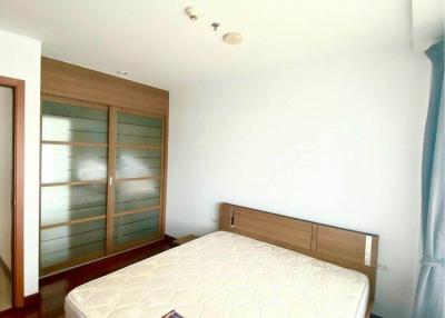 2-BR Condo at Circle Condominium near MRT Phetchaburi