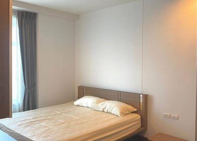 2-BR Condo at Circle Condominium near MRT Phetchaburi