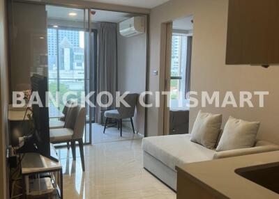 Condo at Walden Asoke for rent