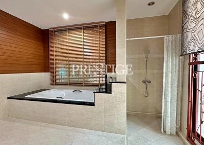 Nibbana Shade – 3 bed 3 bath in East Pattaya PP10251