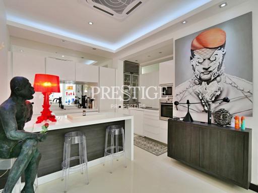 Majestic Residence Pool Villa Pattaya – 4 bed 4 bath in Pratamnak PP10250