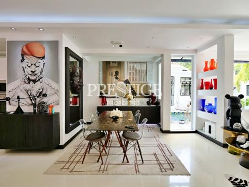 Majestic Residence Pool Villa Pattaya – 4 bed 4 bath in Pratamnak PP10250