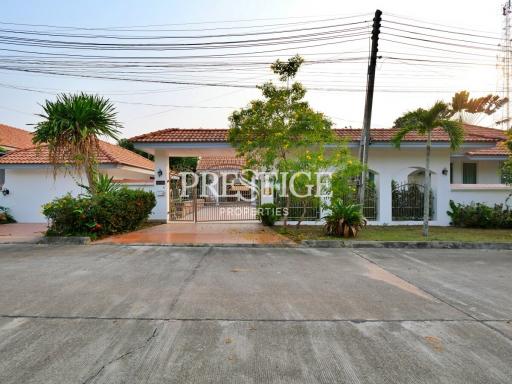 Paradise Villa 3 – 4 bed 2 bath in East Pattaya PP10248