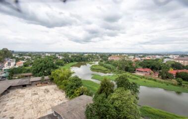 2 Bedroom condo : Chiangmai Riverside Condo