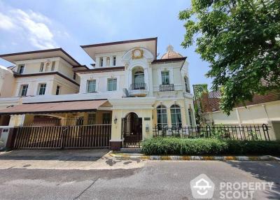 5-BR House at Banklangkrung Grande Vienna Rama 3 in Bang Phong Phang