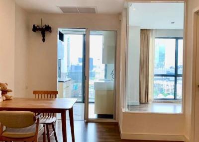 1-BR Condo at The Room Sukhumvit 62 near BTS Punnawithi