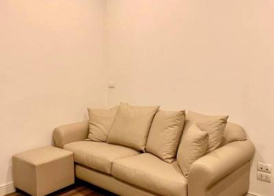 1-BR Condo at The Room Sukhumvit 62 near BTS Punnawithi