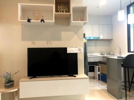 Life One Wireless 1 bedroom condo for sale with tenant