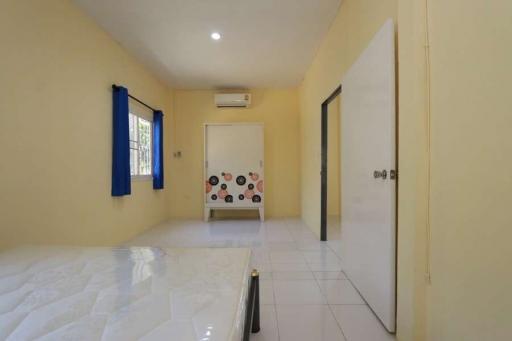 3 Bedroom house to rent at Ban Nong Pla Man with 5 Rai