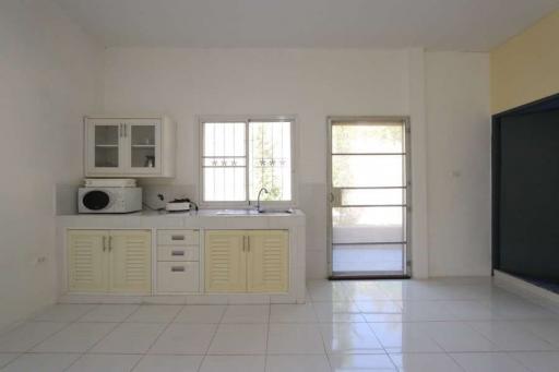 3 Bedroom house to rent at Ban Nong Pla Man with 5 Rai