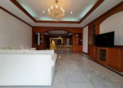 Tower Park  Spacious 3 Bedroom Property in Sukhumvit soi 3