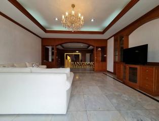 Tower Park  Spacious 3 Bedroom Property in Sukhumvit soi 3