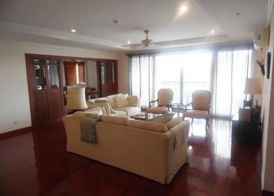 Prime Mansion Phrom Phong  Large 3 Bedroom Condo in Sukhumvit 39