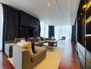 Modern 3 Bed Luxury Condo For Rent Marque Sukhumvit