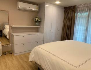 1 Bedroom For Rent in Pearl Garden, Silom