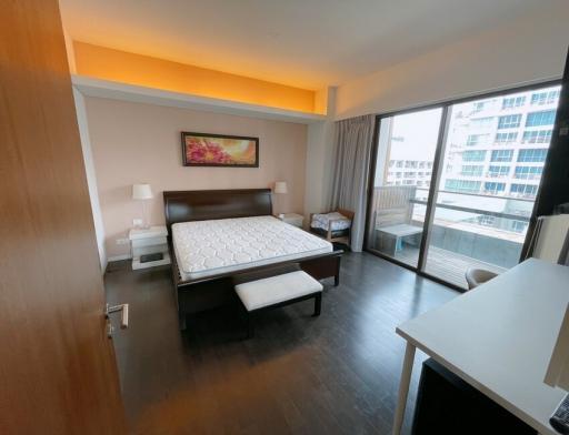 2 Bedroom in Hansar Condo For Rent