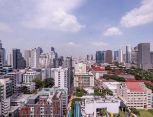 15 Sukhumvit Residences  3 Bedroom Condo in Nana