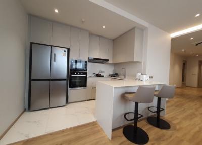 Luxurious 3 Bedroom Apartment in Bearing