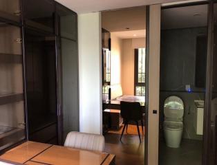 The Reserve Sukhumvit 61  Modern 1 Bedroom Property in Ekkamai Area