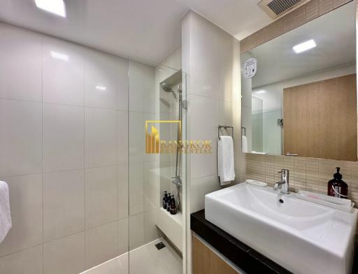 Stylish 2 Bedroom Serviced Apartment in Popular District