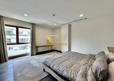 The Crest Ruamrudee  3 Bedroom Condo With High Ceilings in Phloen Chit