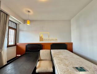 Huge 4 Bedroom Penthouse Apartment With Large Terrace in Sathorn