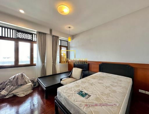 Huge 4 Bedroom Penthouse Apartment With Large Terrace in Sathorn